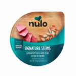 Nulo Signature Stews Cat keltaevätonnikala & rapu liemessä 79 g 216595_Nulo_SS_Cat_Tuna_Crab_in_Broth_cup_79g